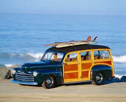 225 Woody Surf Wagon