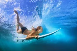117 Surfer Girl