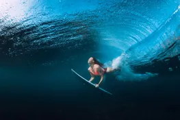140 Surfer Girl