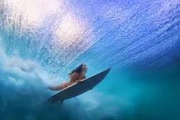 162 Surfer Girl