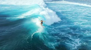 189 Surfer Girl