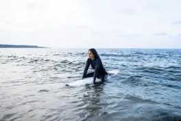 129 Surfer Girl
