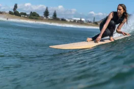 132 Surfer Girl
