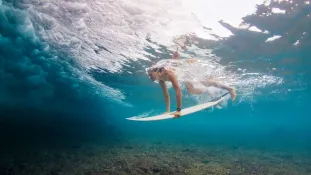 135 Surfer Girl