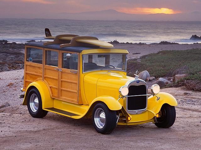 228 Woody Surf Wagon