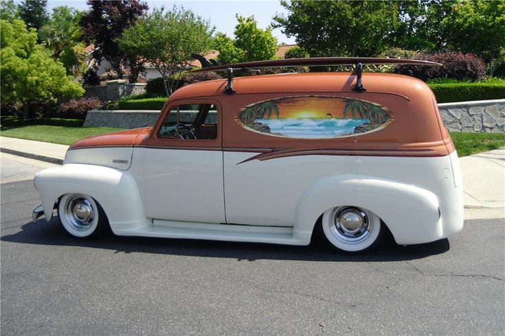 233 Woody Surf Wagon