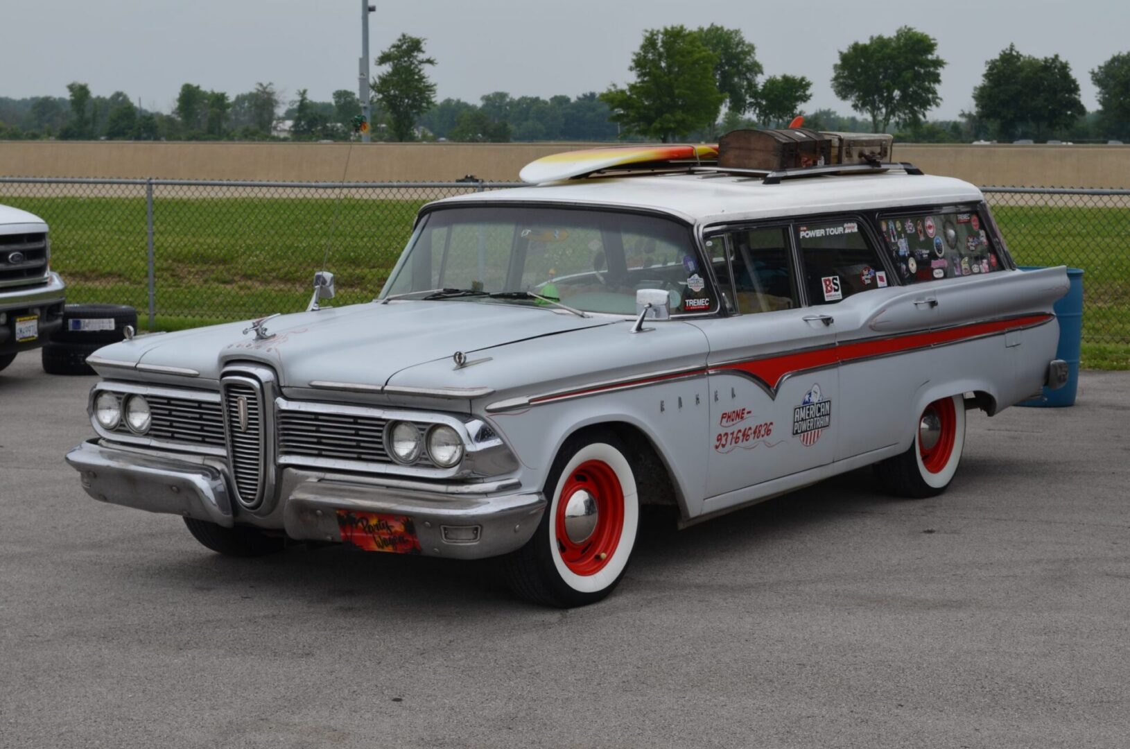 236 Woody Surf Wagon